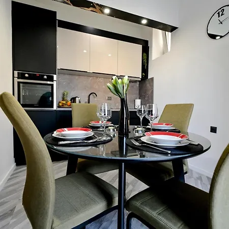 아파트 Luxury Laura