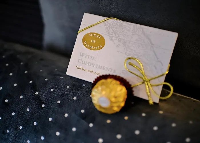 Διαμέρισμα Luxury Laura *